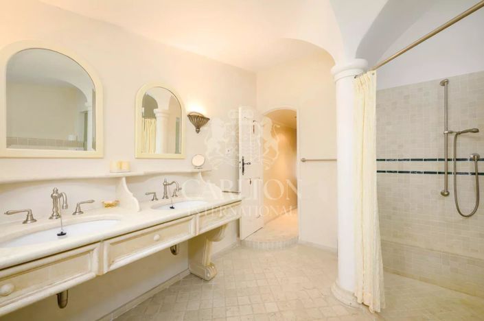 Image No.27-Maison de 9 chambres à vendre à Grasse