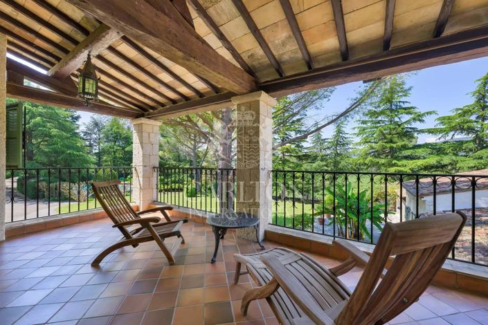 Image No.28-9 Bed House for sale