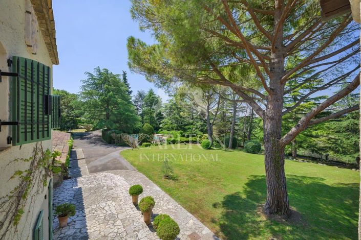 Image No.29-9 Bed House for sale