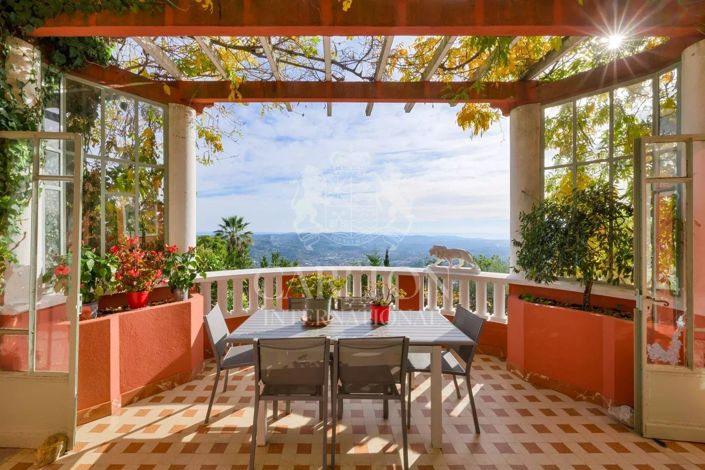 Image No.1-Maison de 4 chambres à vendre à Grasse