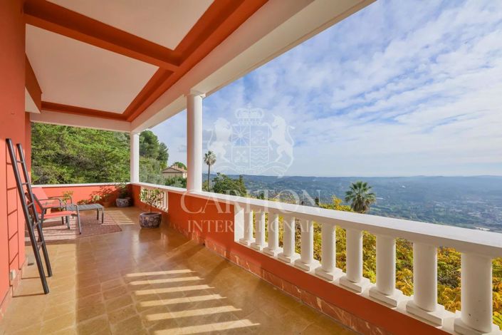 Image No.12-4 Bed House for sale