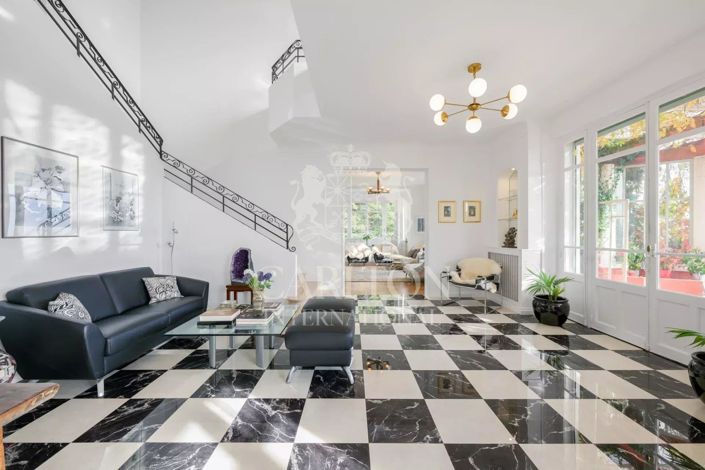 Image No.19-4 Bed House for sale