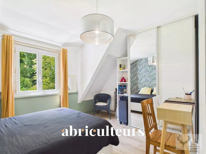 Image No.18-4 Bed House for sale