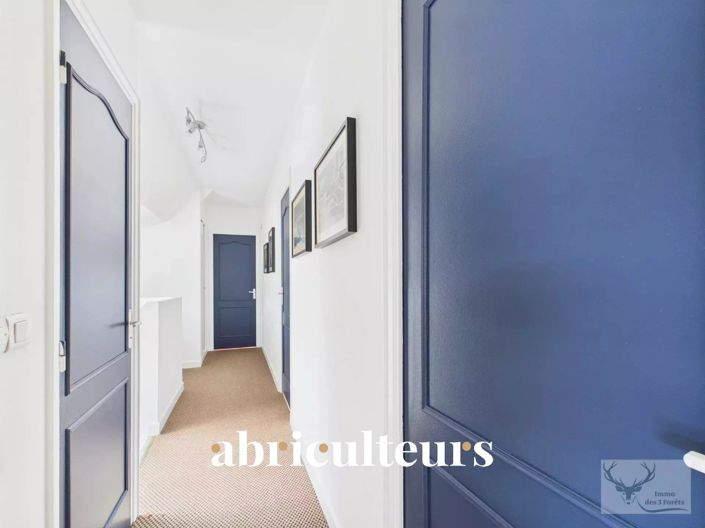 Image No.21-4 Bed House for sale