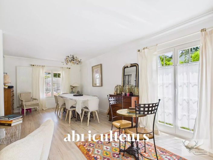 Image No.7-4 Bed House for sale