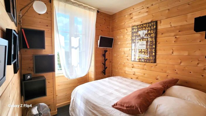 Image No.23-7 Bed House for sale