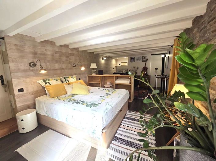 Image No.26-7 Bed House for sale