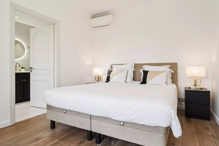 Image No.5-5 Bed House for sale