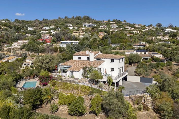 Image No.3-6 Bed House for sale