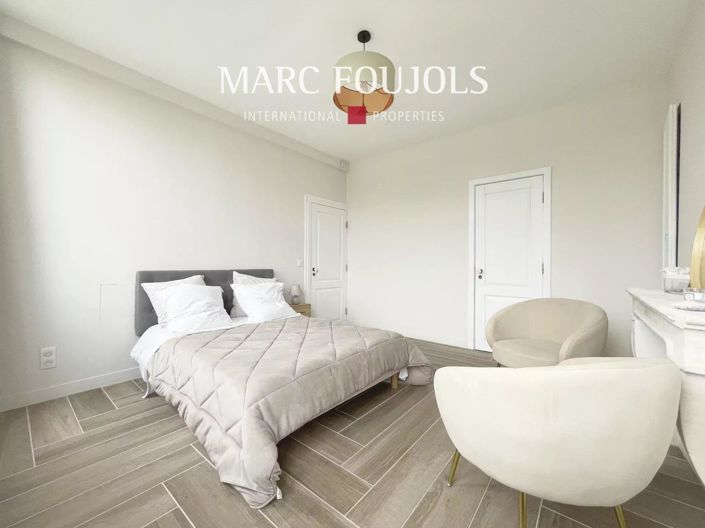 Image No.14-8 Bed House for sale