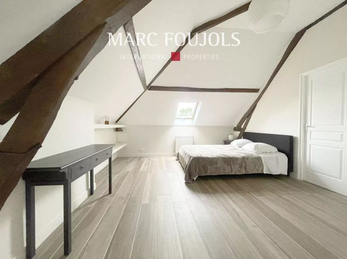 Image No.17-8 Bed House for sale