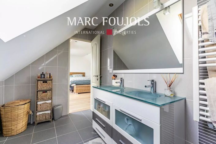 Image No.19-4 Bed House for sale