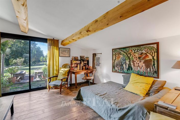 Image No.16-3 Bed House for sale