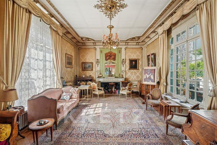 Image No.4-5 Bed House for sale