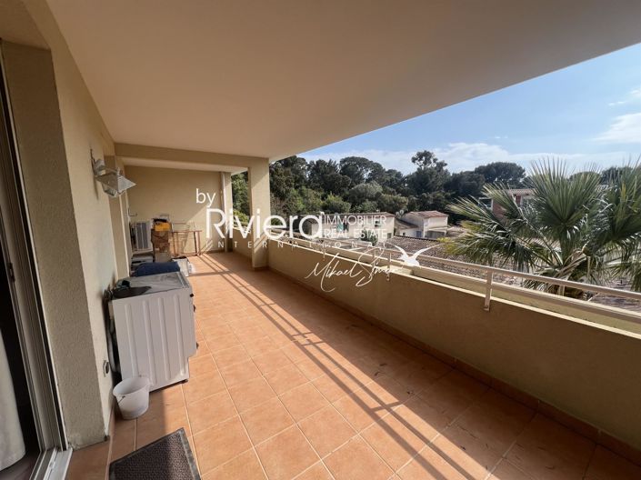 Image No.3-Appartement de 2 chambres à vendre à Cavalaire-sur-Mer