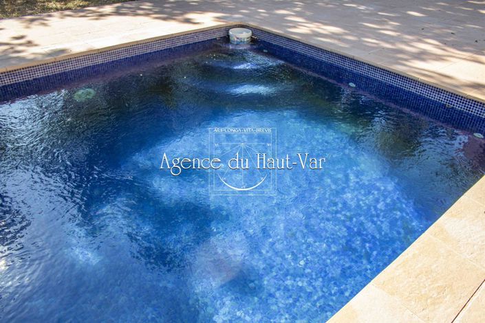 Image No.17-3 Bed House for sale