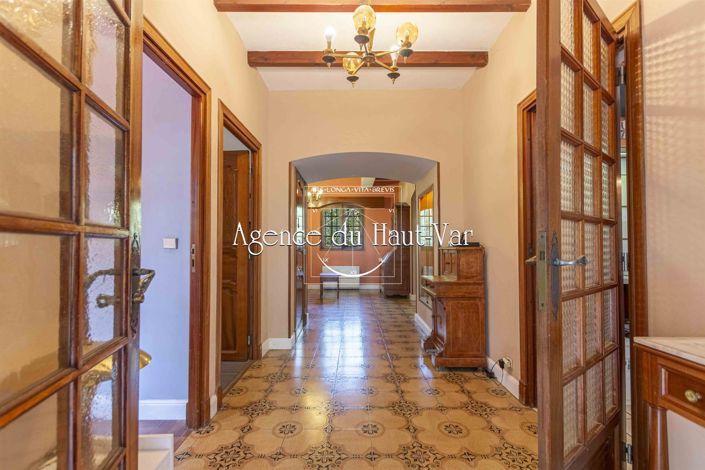 Image No.19-3 Bed House for sale