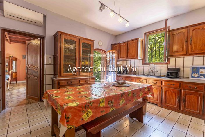 Image No.20-3 Bed House for sale