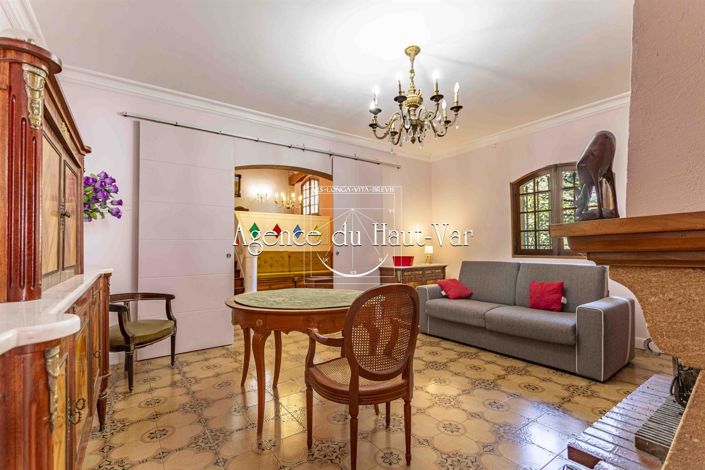 Image No.22-3 Bed House for sale