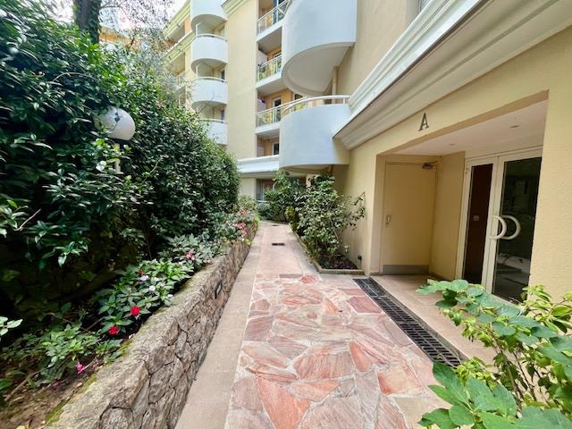 Image No.11-2 Bed House for sale