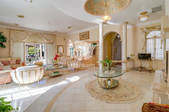 Image No.16-4 Bed House for sale