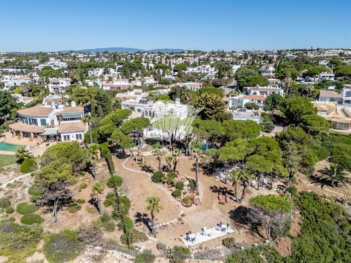 Image No.60-4 Bed House for sale