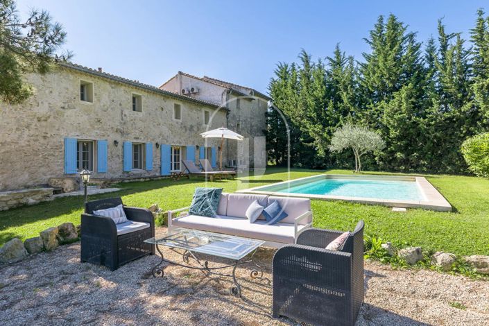 Image No.1-9 Bed House for sale