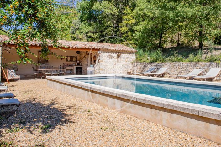 Image No.9-8 Bed House for sale