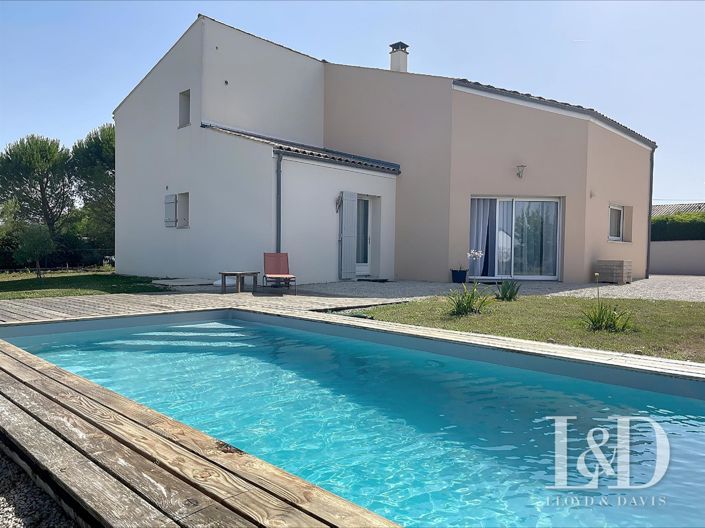 Image No.2-3 Bed House for sale