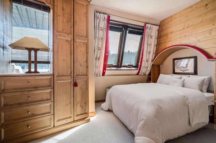 Image No.12-3 Bed Apartment for sale