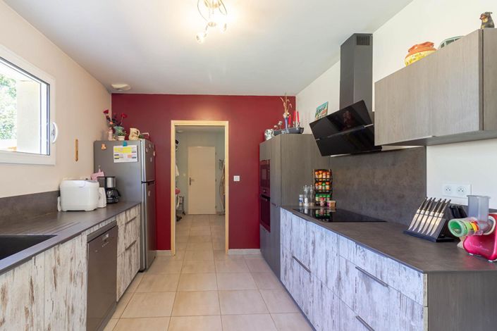 Image No.4-4 Bed House for sale