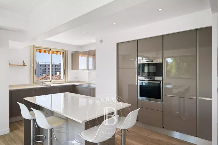 Image No.5-Apartment for sale