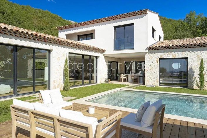 Image No.24-5 Bed House for sale