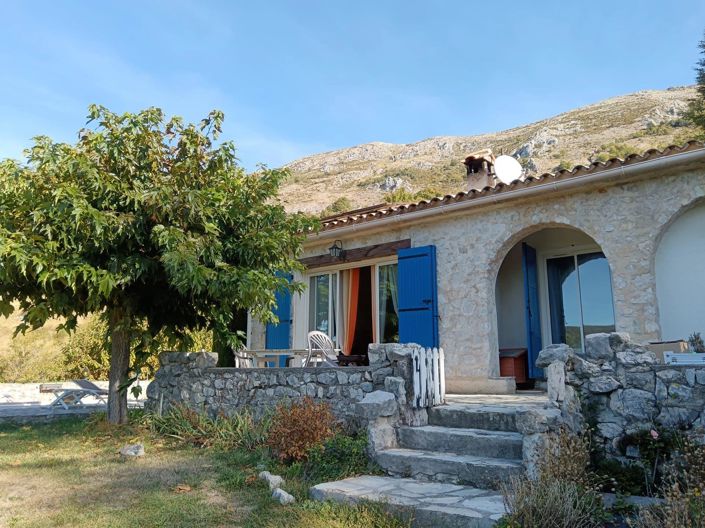 Image No.1-2 Bed House for sale
