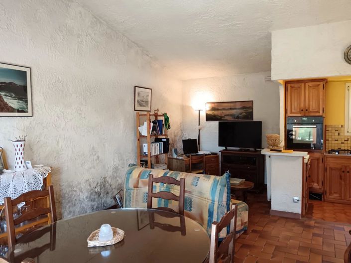 Image No.31-2 Bed House for sale