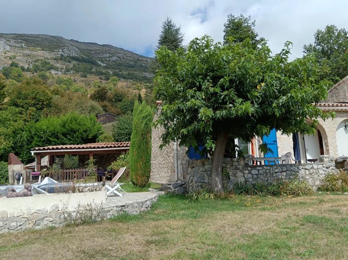 Image No.6-2 Bed House for sale