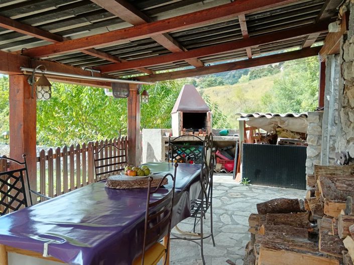 Image No.8-2 Bed House for sale