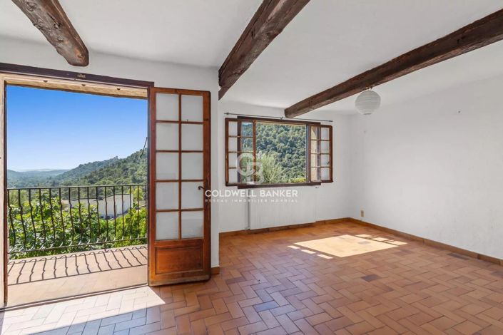 Image No.5-5 Bed House for sale