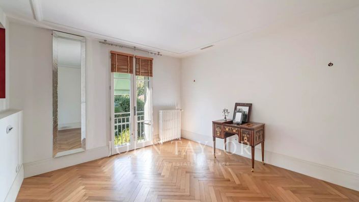 Image No.18-3 Bed House for sale