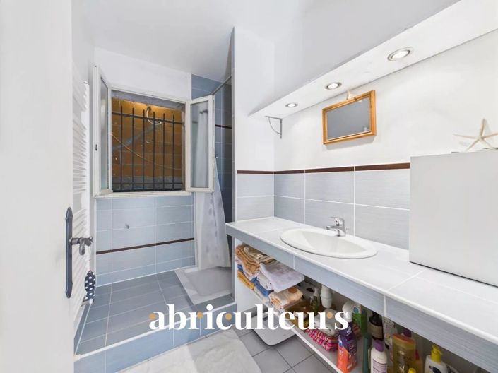 Image No.29-5 Bed House for sale