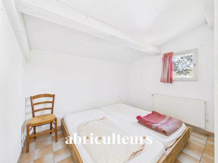 Image No.34-5 Bed House for sale