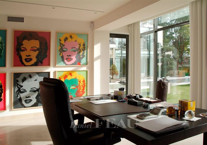 Image No.17-5 Bed House for sale