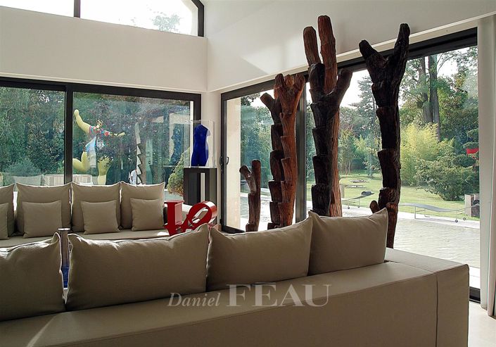 Image No.4-5 Bed House for sale