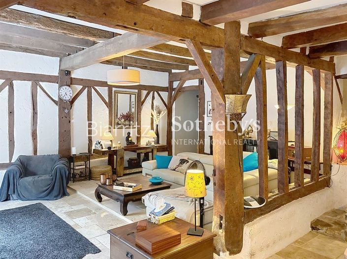 Image No.2-3 Bed House for sale