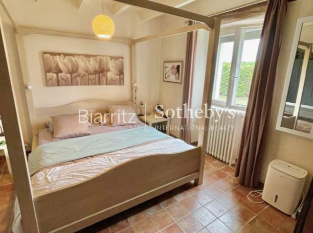 Image No.4-3 Bed House for sale