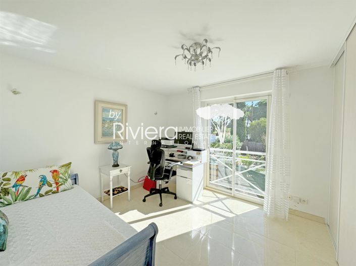 Image No.13-4 Bed Apartment for sale