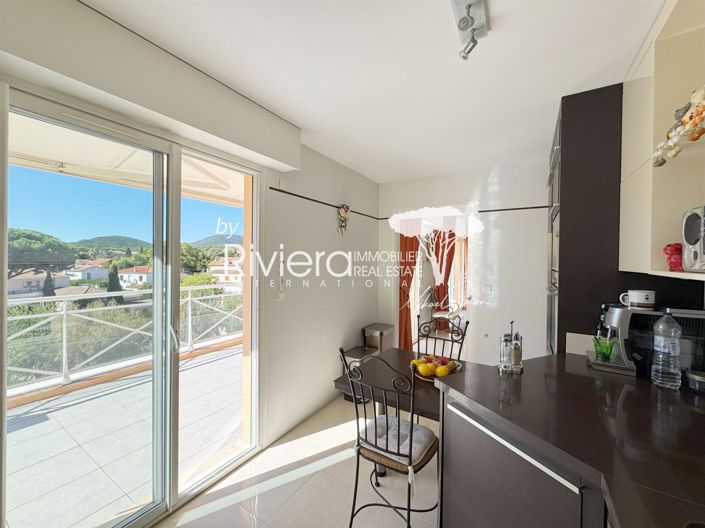 Image No.5-4 Bed Apartment for sale