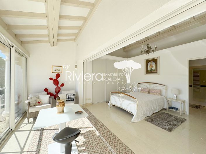 Image No.9-4 Bed Apartment for sale