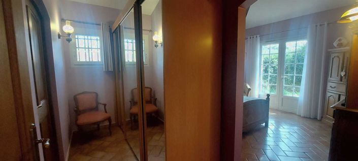 Image No.14-4 Bed House for sale