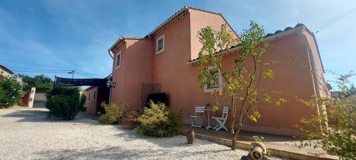 Image No.26-4 Bed House for sale